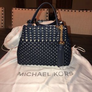 MK basket purse